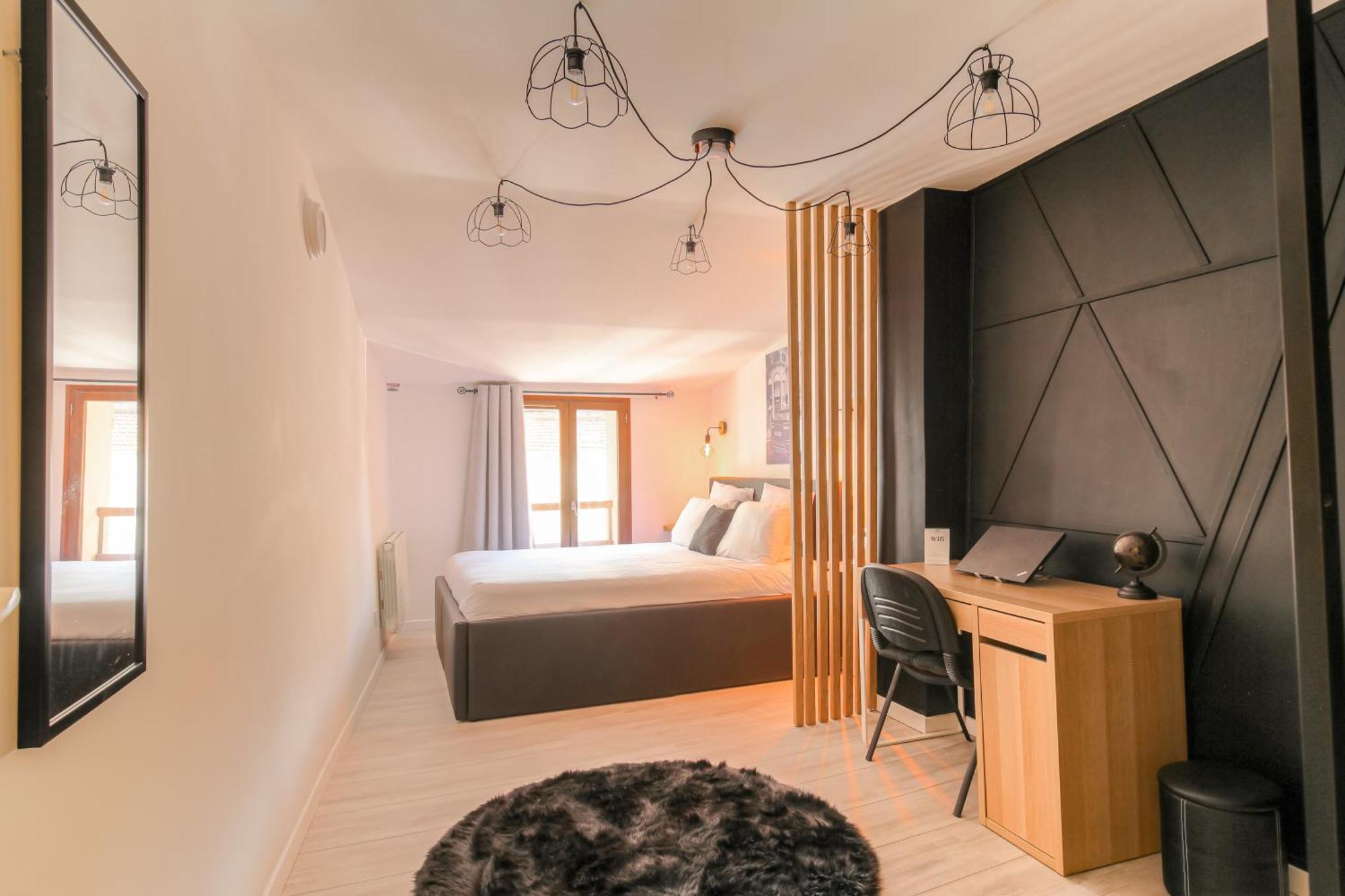 La Suite Neuvilloise Neuville-sur-Saône Екстериор снимка